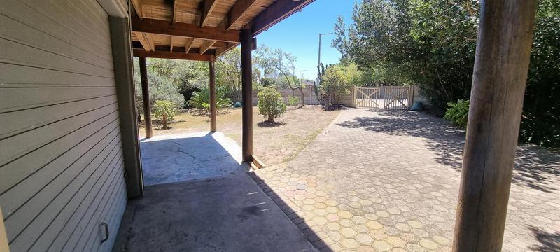 2 Bedroom Property for Sale in Fraaiuitsig Western Cape